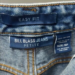Bill Blass women's Blue Jeans